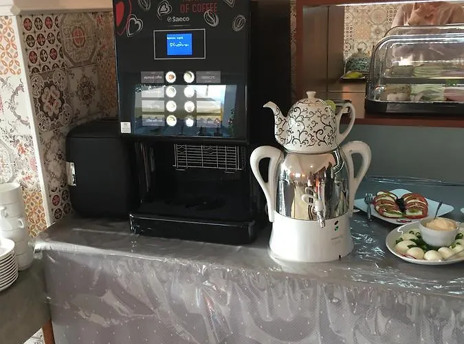 Magnolia Oda ve Kahvaltı 3*